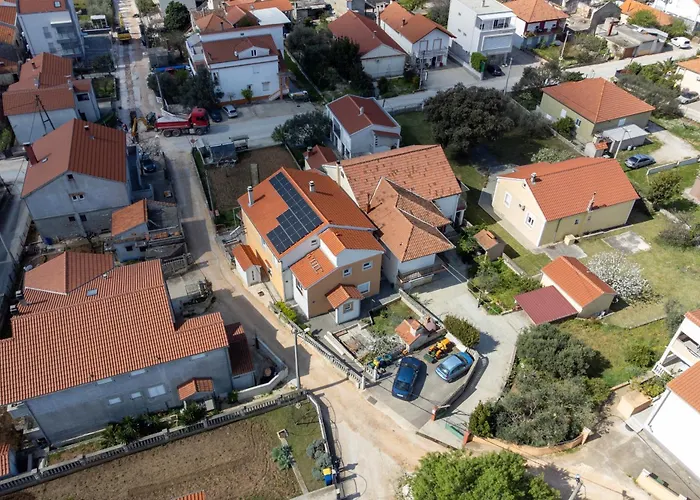 With Parking Space Bibinje, Zadar - 16188 Apartman Bibinje
